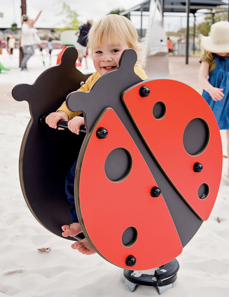 ABET_Application-Outdoor-Fun_0004_©Proludic_Springer-Ladybug.jpg